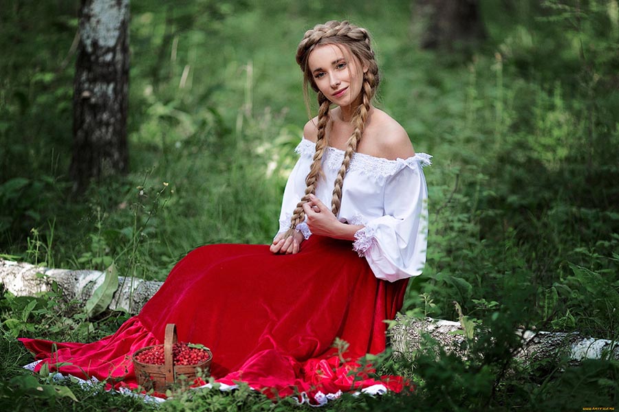 Sexy photo Slavic women in Lviv