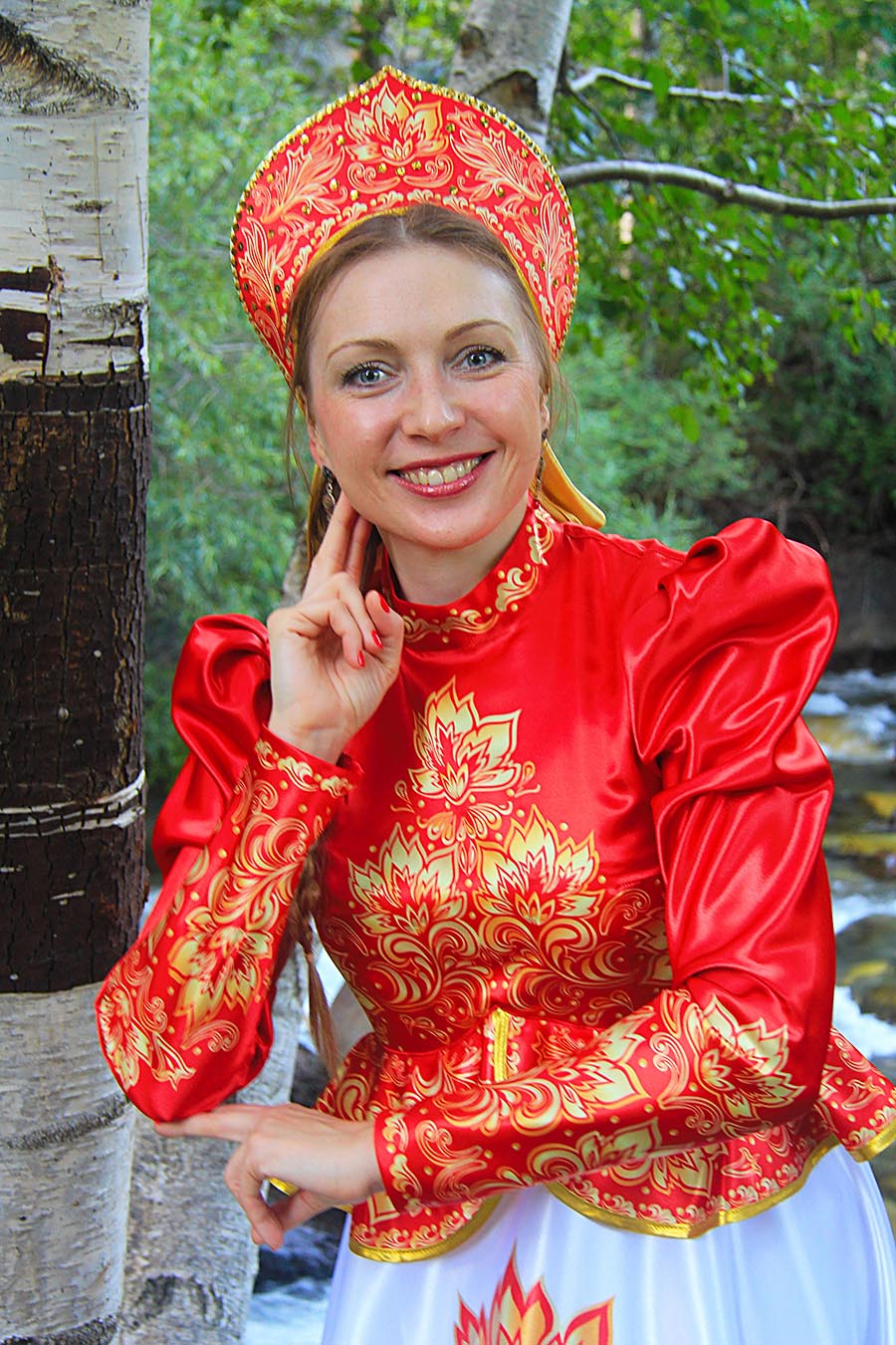 Women in Slavic costumes in Lviv
