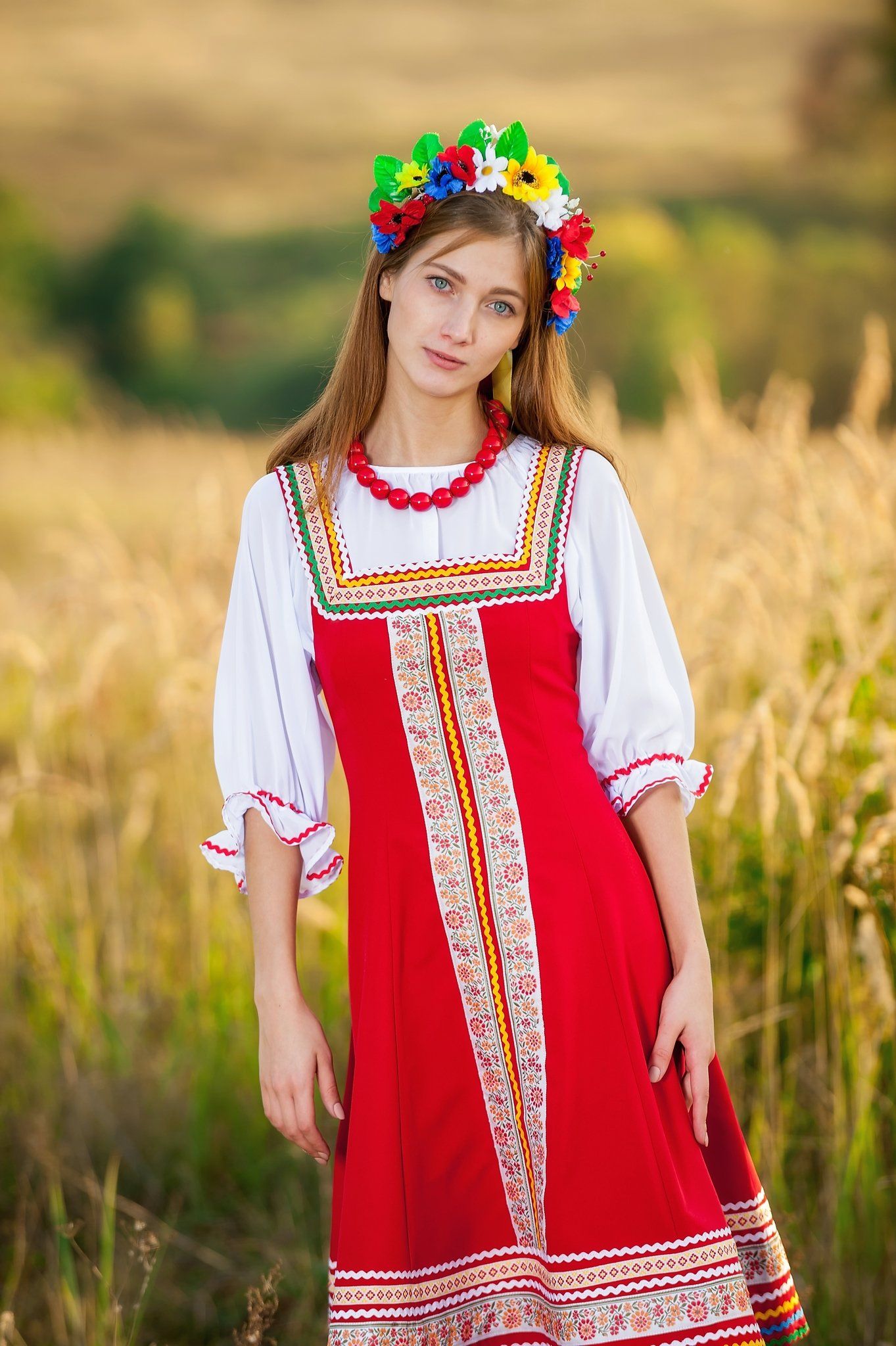 Women in Slavic costumes in Lviv